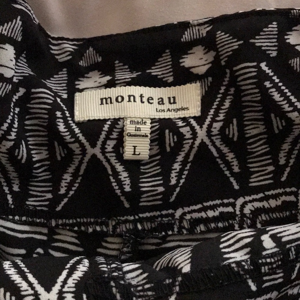 Monteau Shorts Size Large - Picture 4 of 5